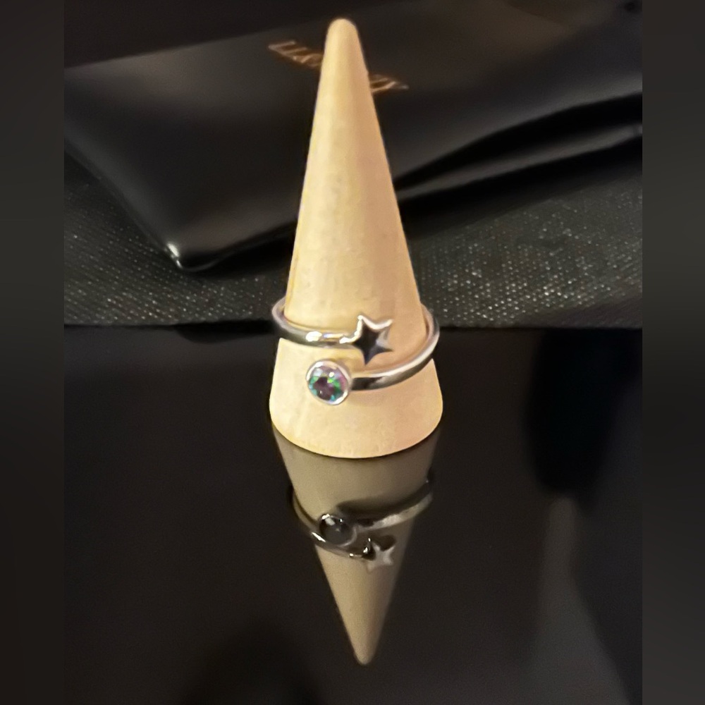 Jewelry / Mystic Topaz Sterling Silver Wrap Star Ring